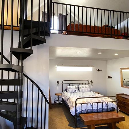 Private, Charming Cabin - Sleeps 5 - The Evergreen - Bryce Canyon National Park Cannonville Exterior photo