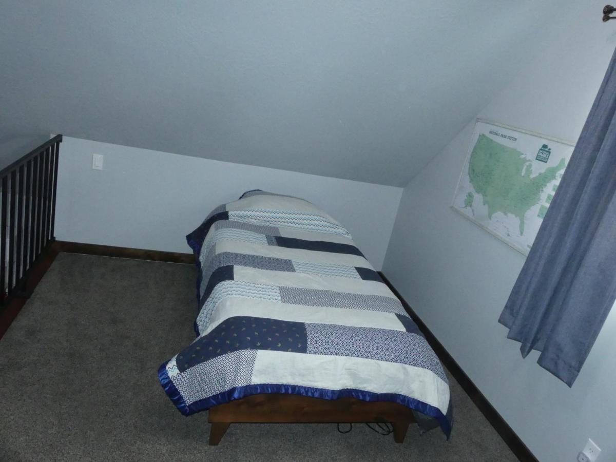 Private, Charming Cabin - Sleeps 5 - The Evergreen - Bryce Canyon National Park Cannonville Exterior photo