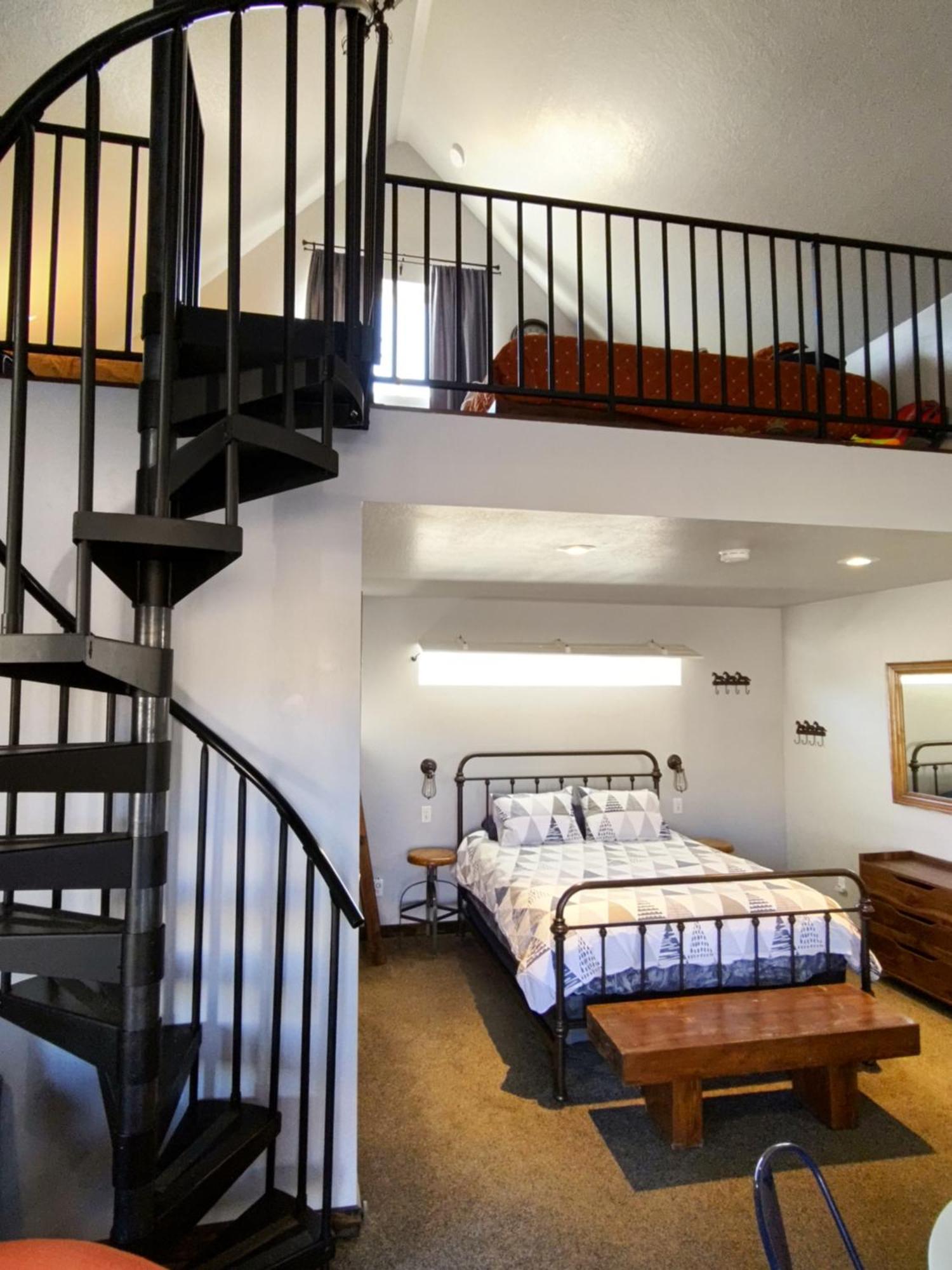 Private, Charming Cabin - Sleeps 5 - The Evergreen - Bryce Canyon National Park Cannonville Exterior photo